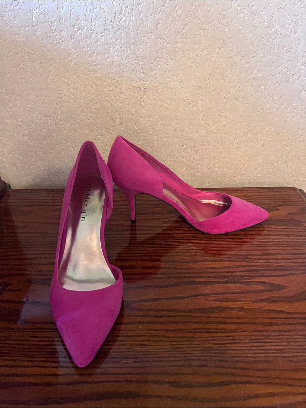 Madden Girl Pink Suede Pumps